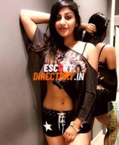 Baby escort girl in Varanasi